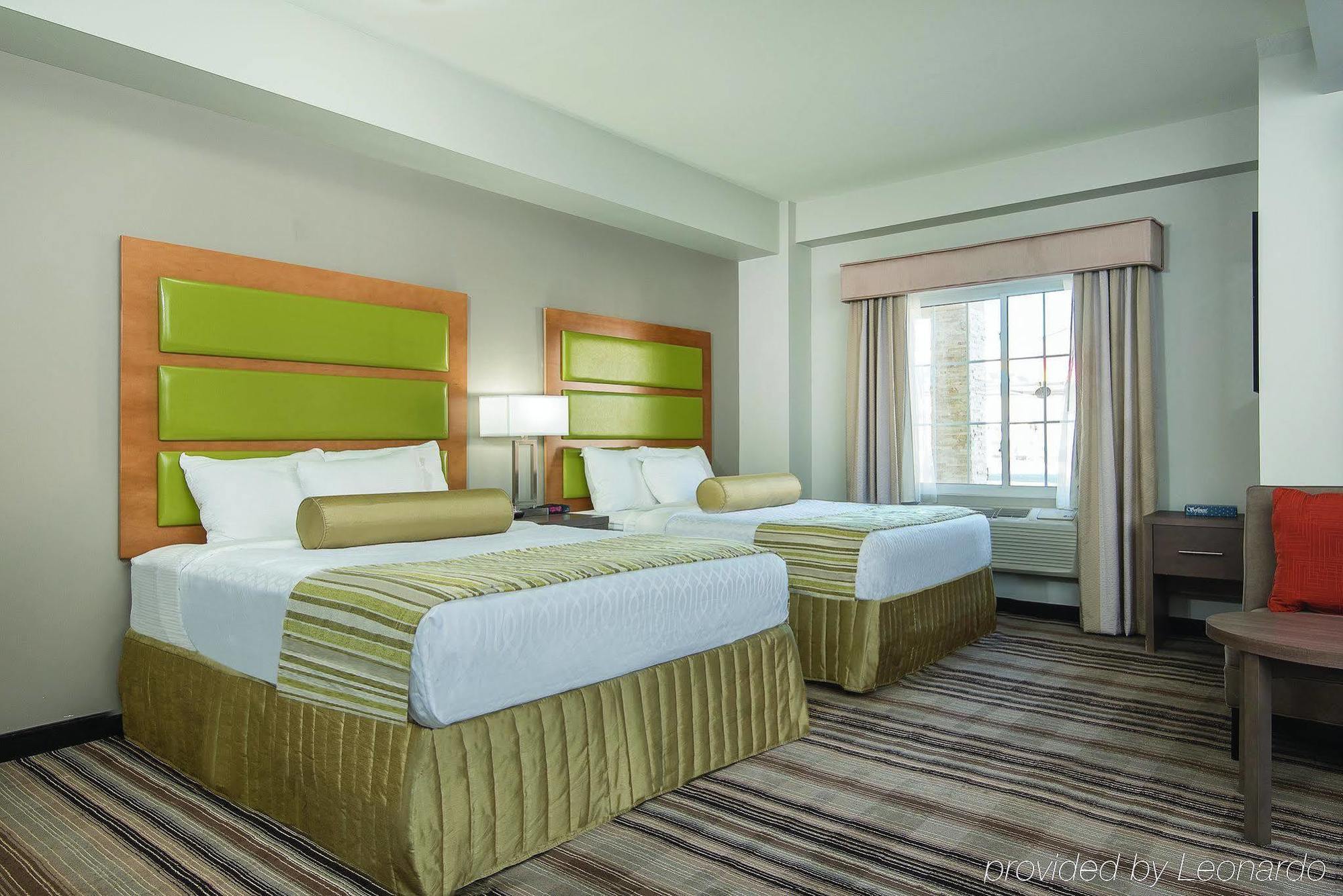 La Quinta By Wyndham Brooklyn East Otel New York Dış mekan fotoğraf