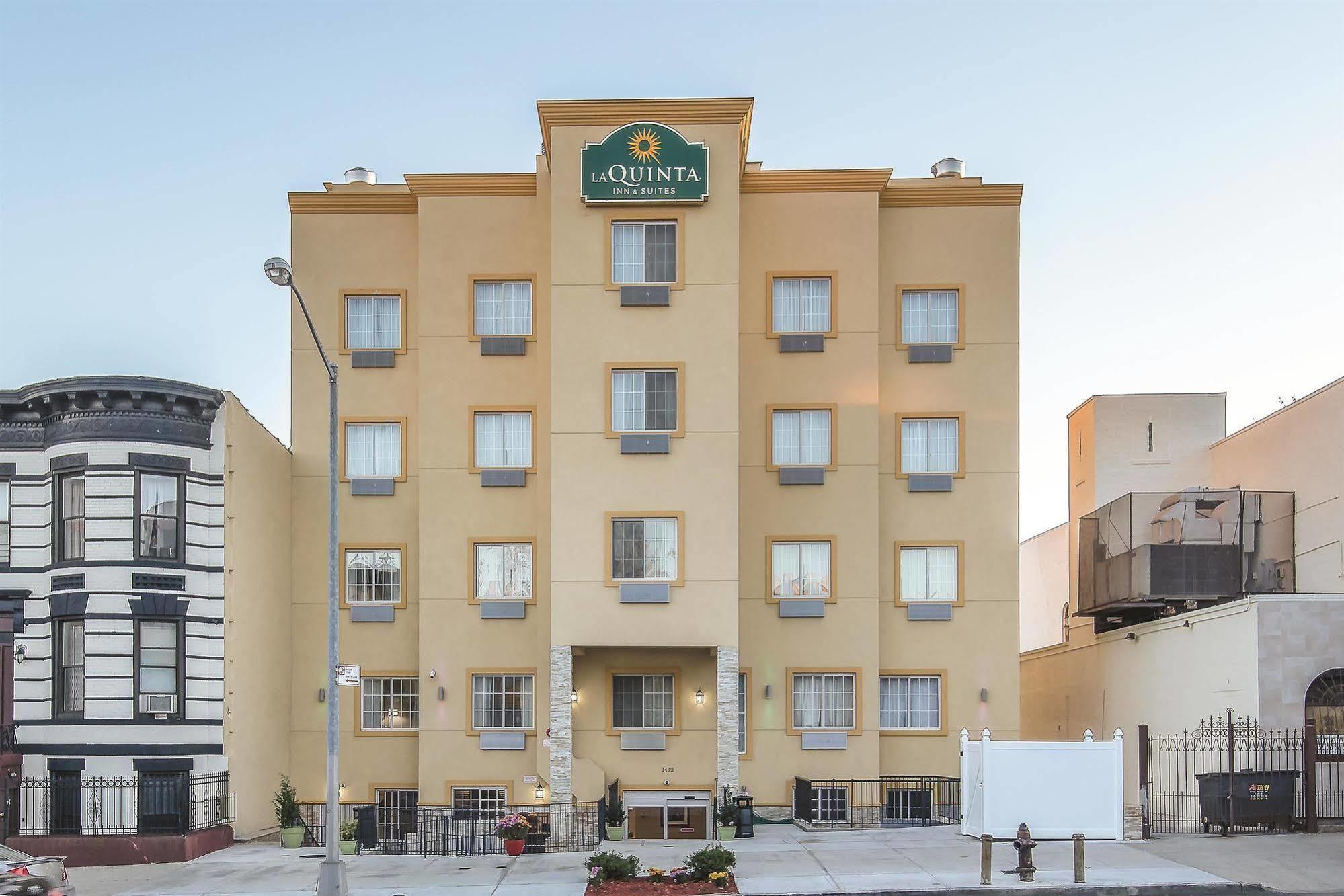 La Quinta By Wyndham Brooklyn East Otel New York Dış mekan fotoğraf