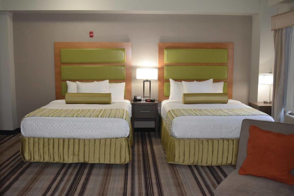 La Quinta By Wyndham Brooklyn East Otel New York Dış mekan fotoğraf
