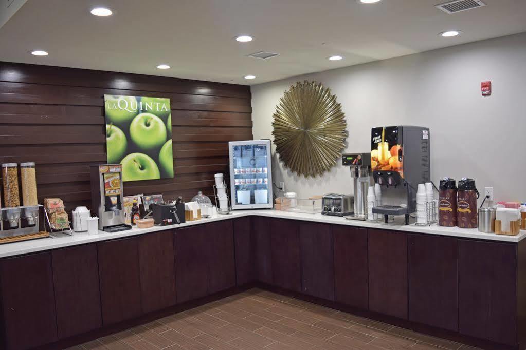 La Quinta By Wyndham Brooklyn East Otel New York Dış mekan fotoğraf