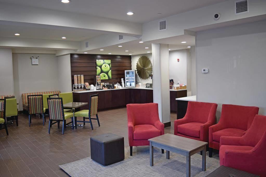 La Quinta By Wyndham Brooklyn East Otel New York Dış mekan fotoğraf